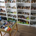 Отношения между