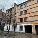 Facade of the Stabu 111 building