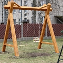 Деревянные качели