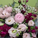 Bouquet of peonies and lisianthuses