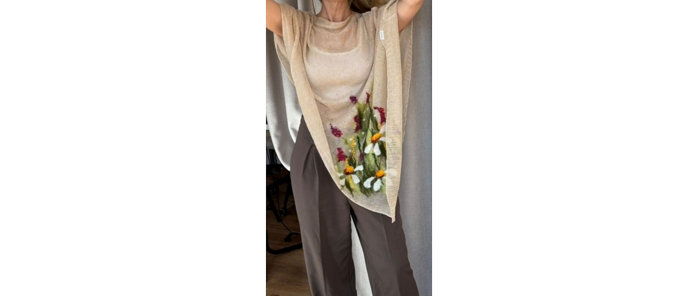 Women&amp;#39;s poncho