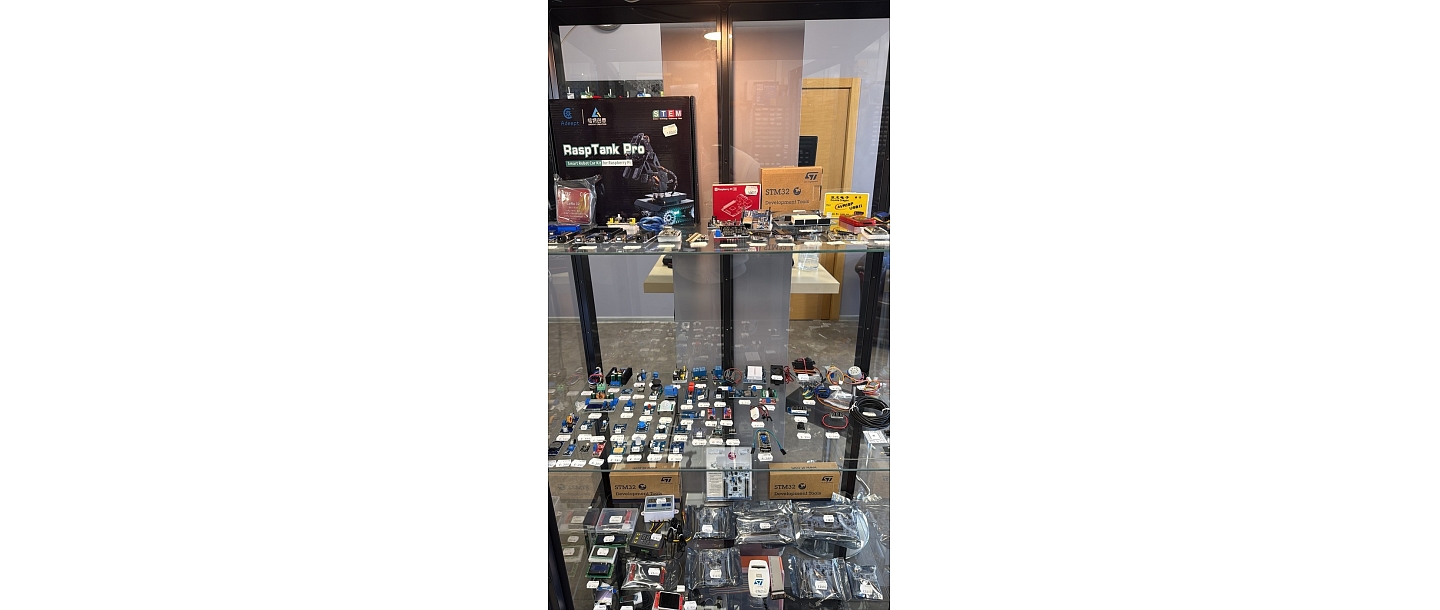 ORMIX Electronics, LTD, Radio parts store 