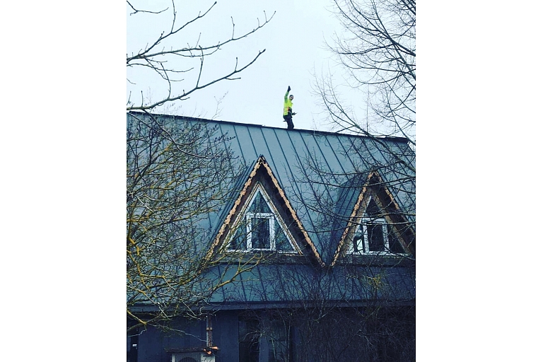 Roof works