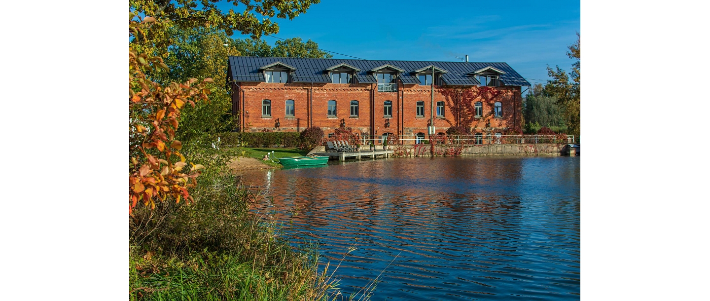 Dēseles Dzirnavas, viesu nams