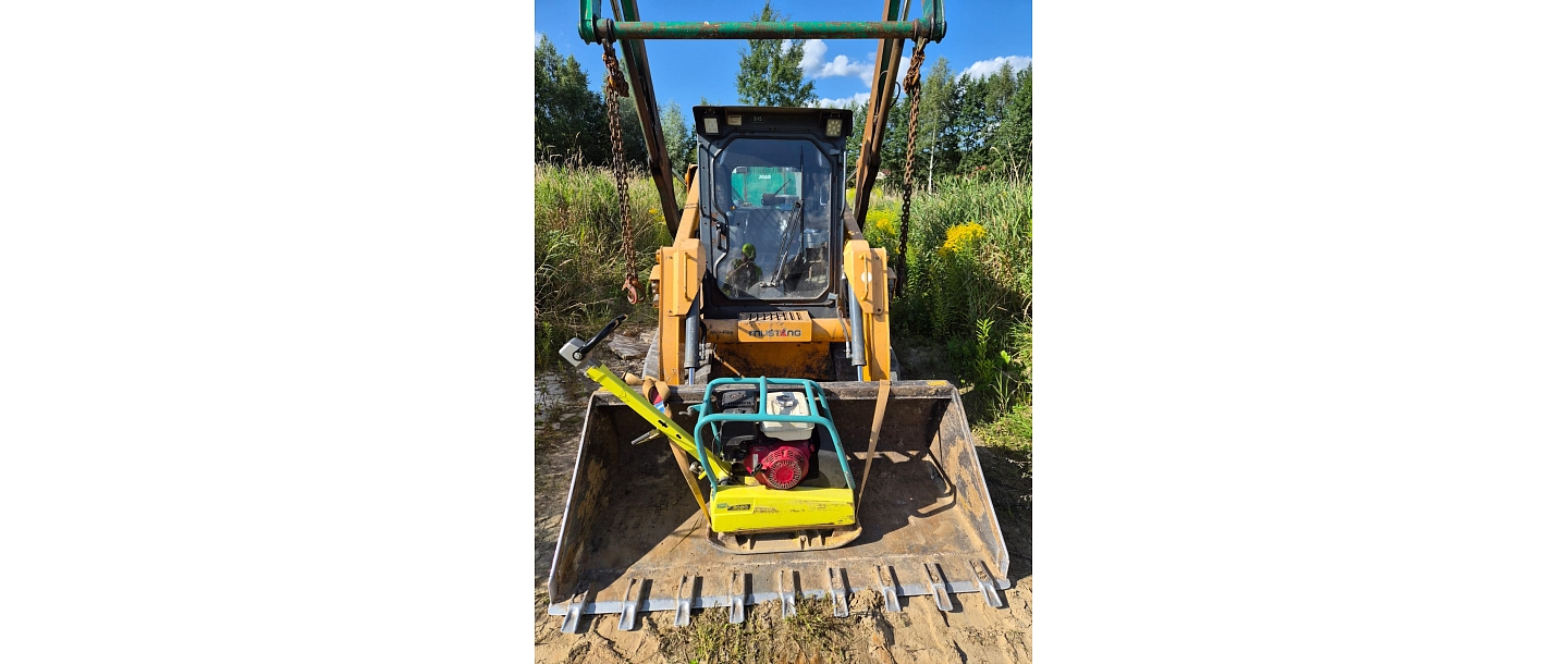 Kompaktiekrāvēju / bobcat noma