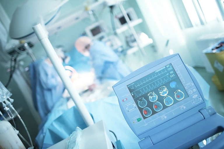 treatment of diseases of the spinal cord and brain