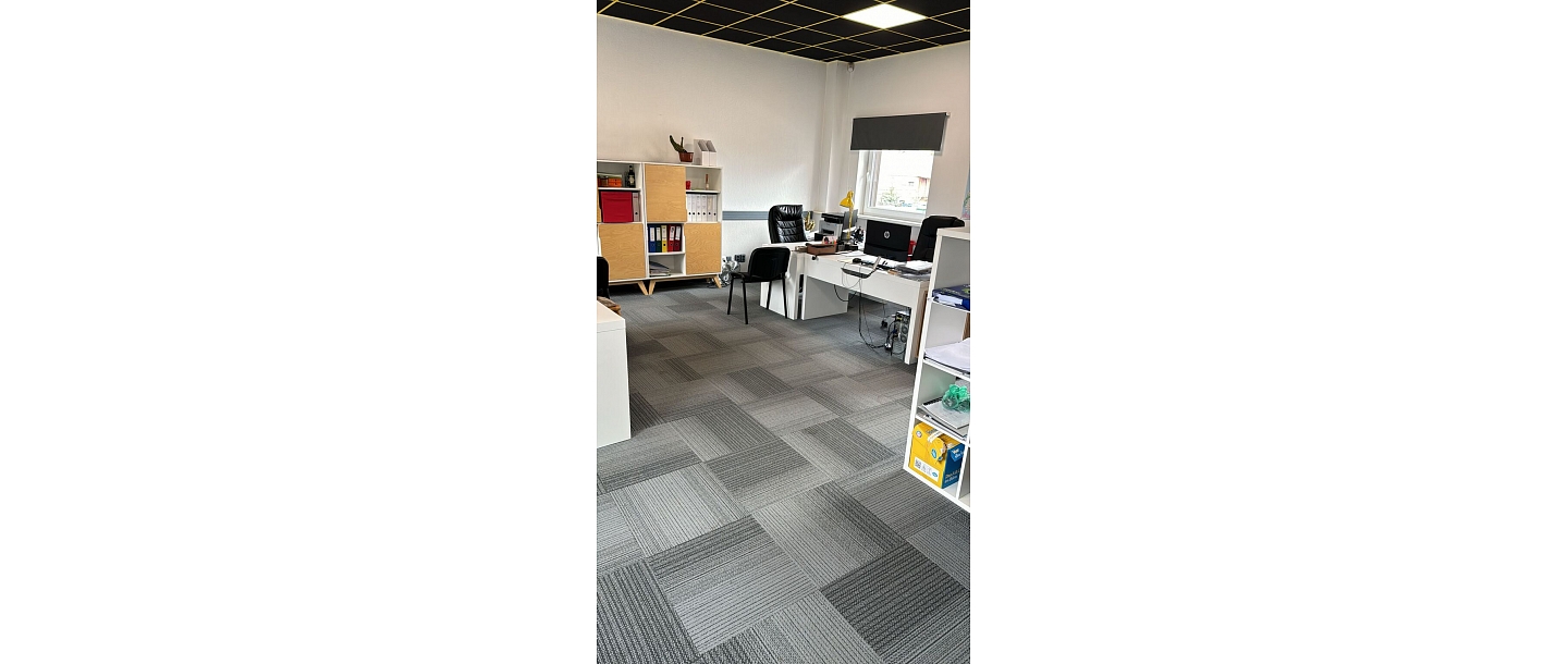 Soft flooring cleaning