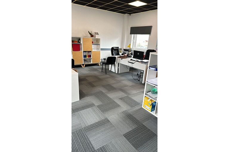 Soft flooring cleaning