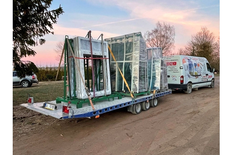 Delivery of PVC windows