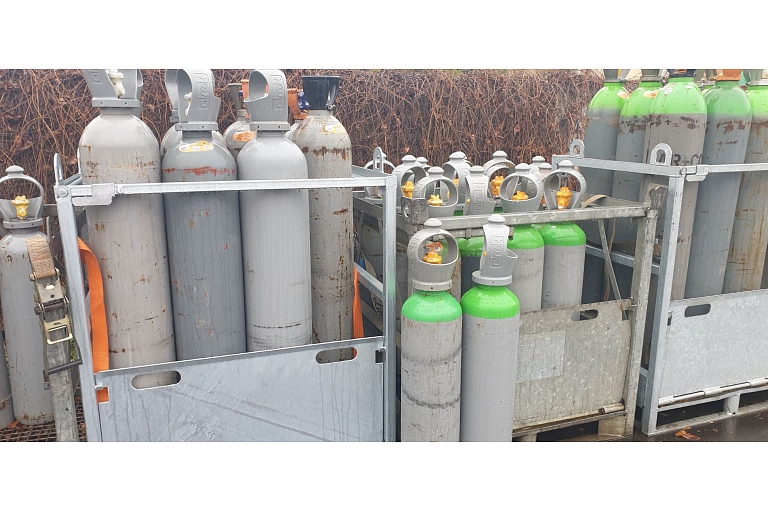 All types of technical gases, volumes from 5L - 50L