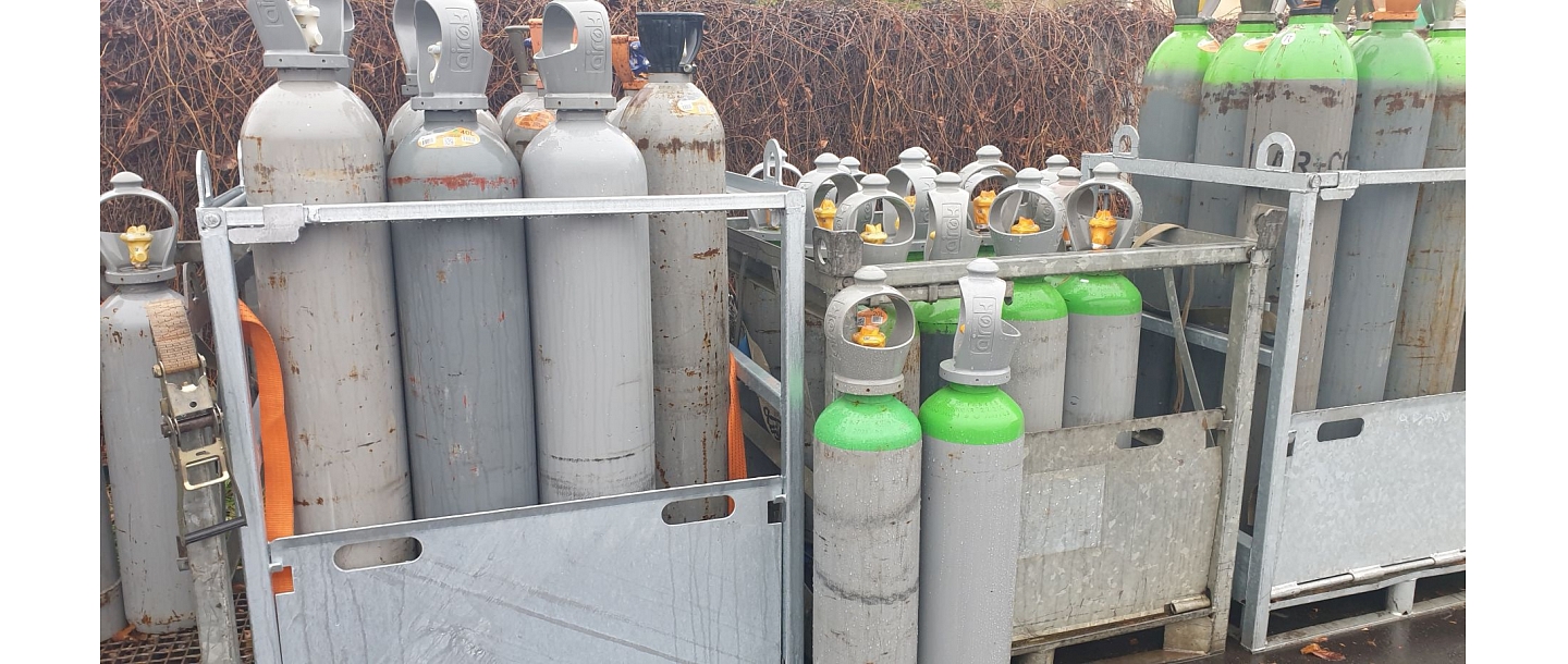 All types of technical gases, volumes from 5L - 50L