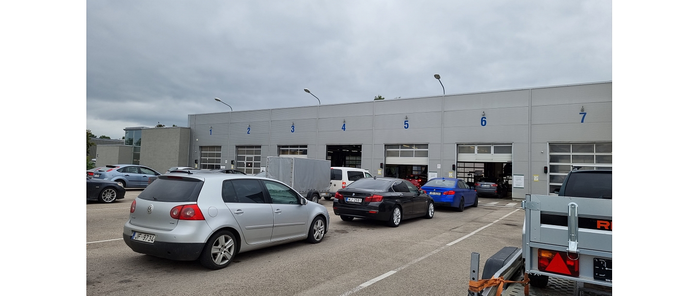 Technical inspection of car transport