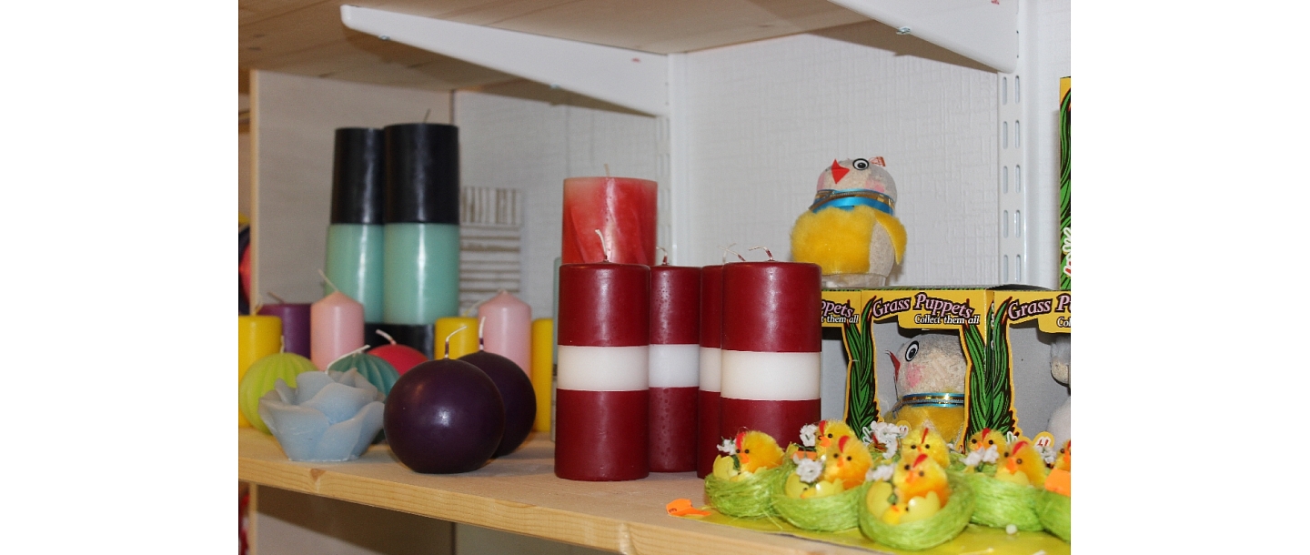 Sveces galdu dekorēšanai