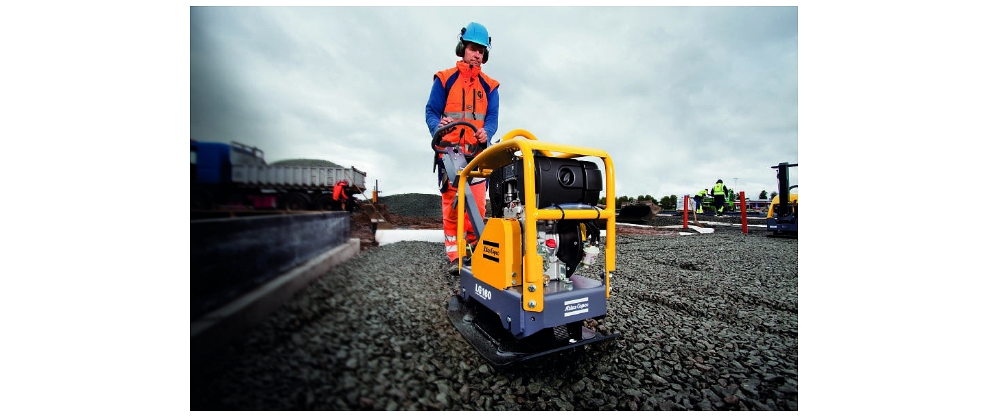 Construction equipment rental
