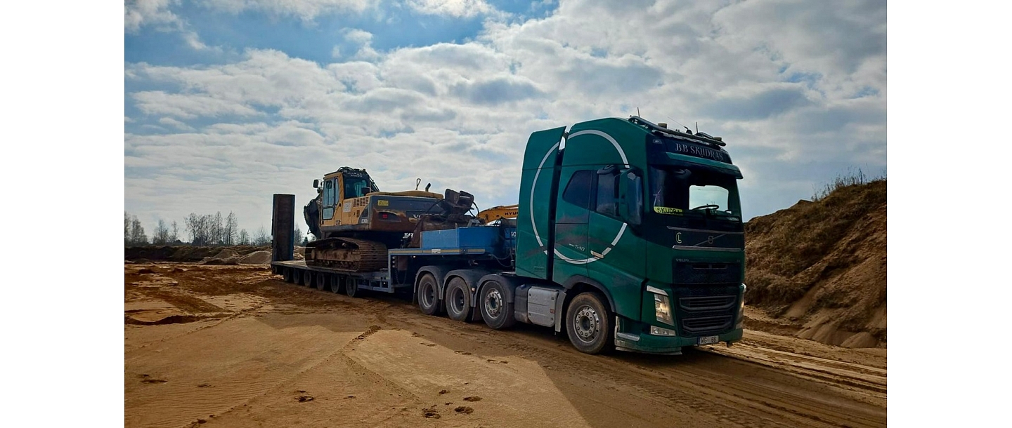 Transportation of heavy equipment