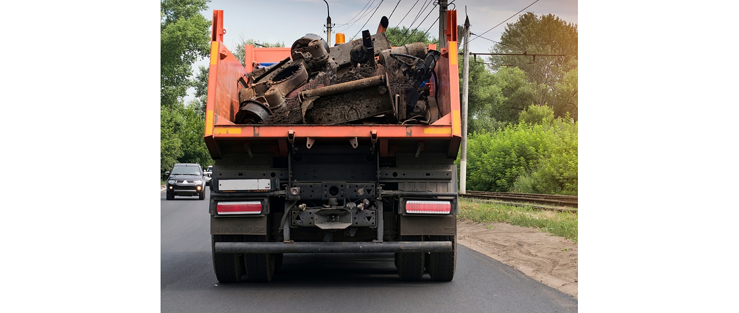 transports metāllūžņu pārvešanai