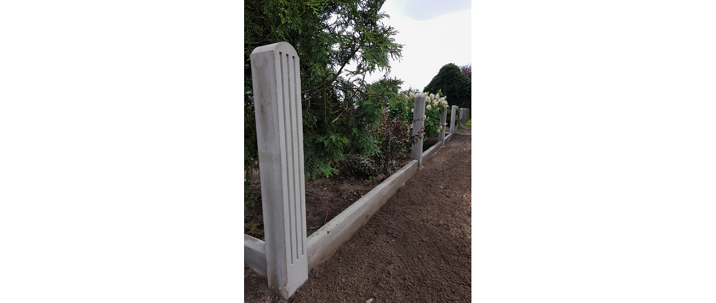 Fencing construction