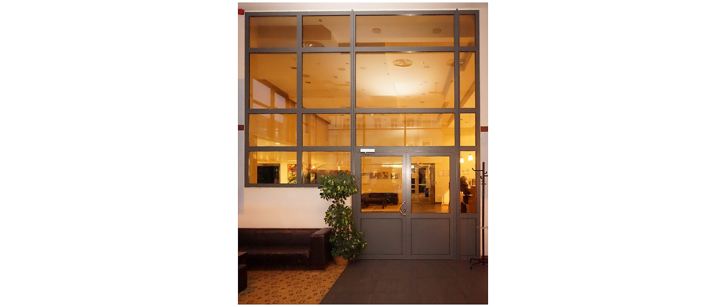 konstrukciju montāža