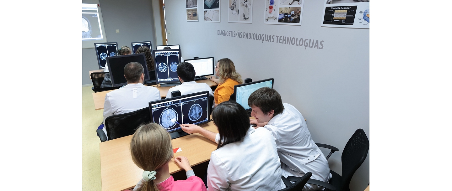 Radiologist assistant