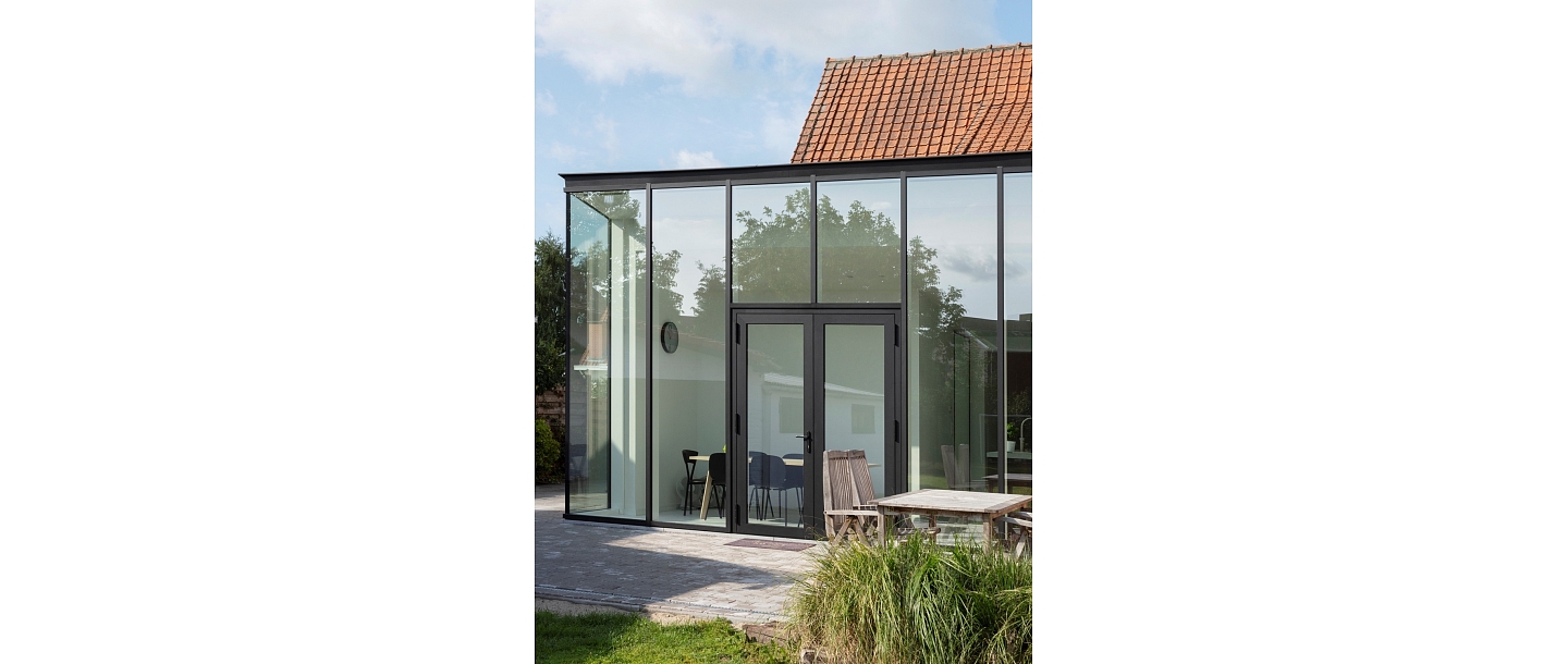 Aluminium glass facades