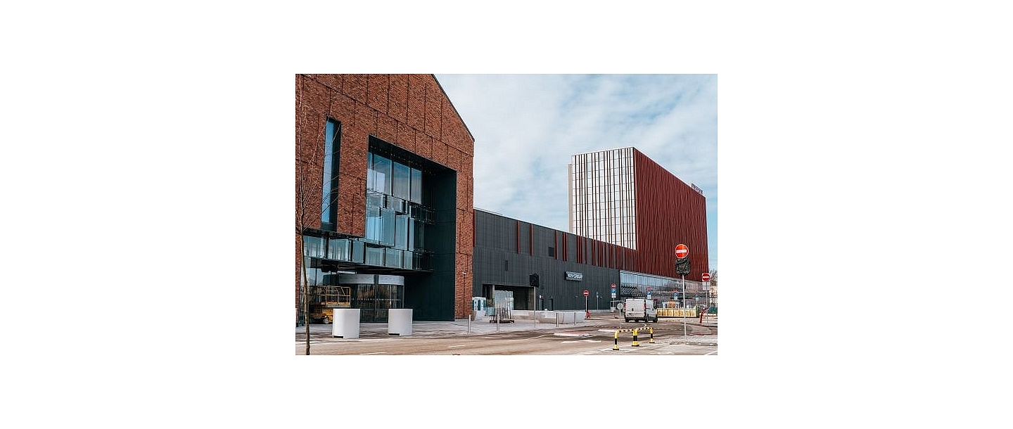 Facade finishing works