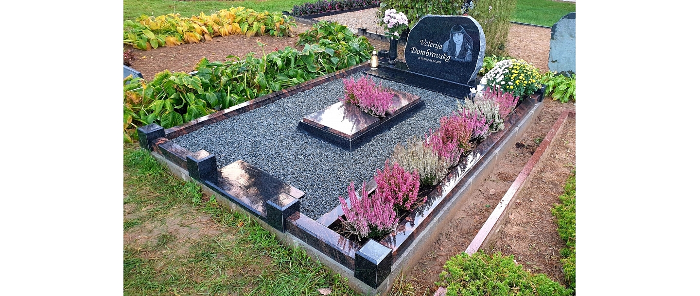 Production of tombstones in Ventspils