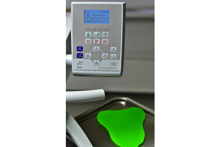 Gum disease treatment in Jurmala INSLA