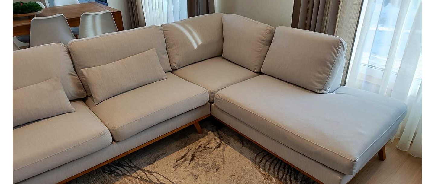 Dry cleaning of sofas