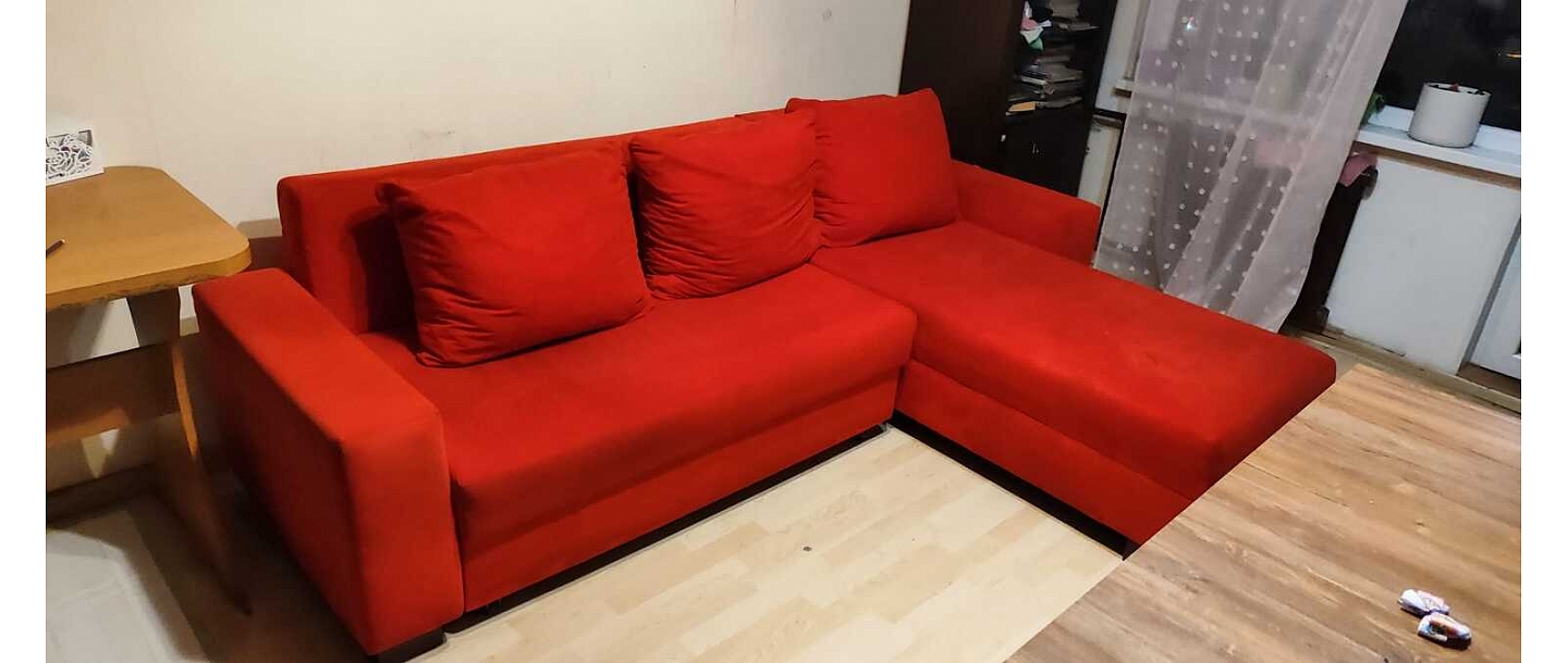 Mīksto mēbeļu tīrīšana