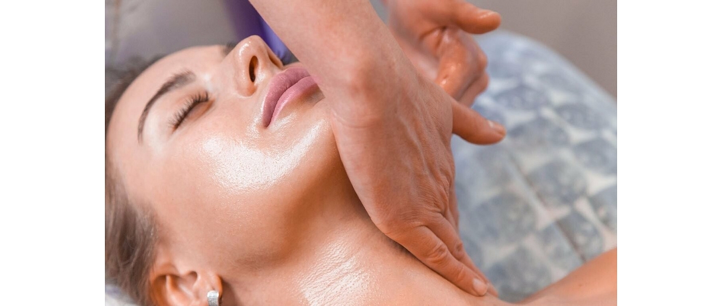 Modeling facial massage