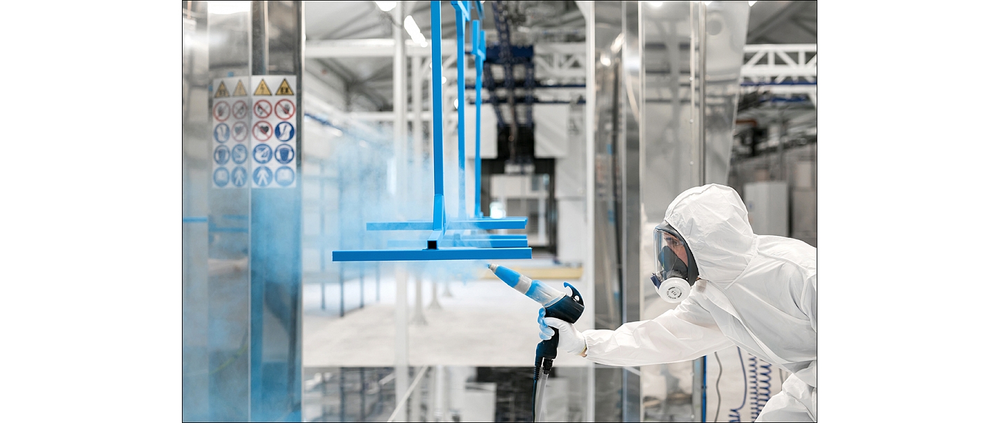 Powder coating services for metal parts