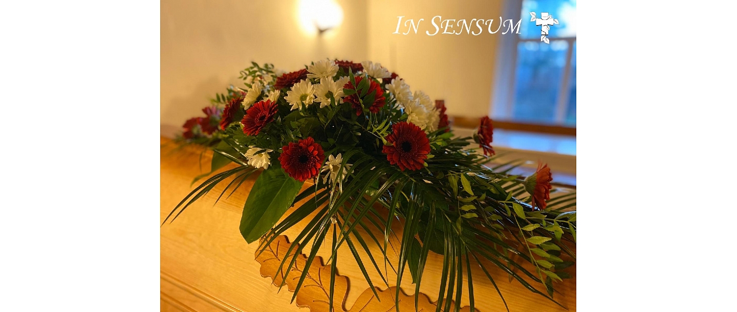 Wreaths and mourning bouquets, flowers