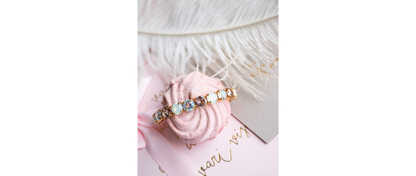 Small crystal bracelet