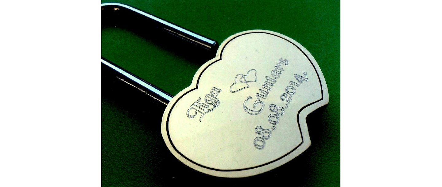 Mechanical engraving on metal