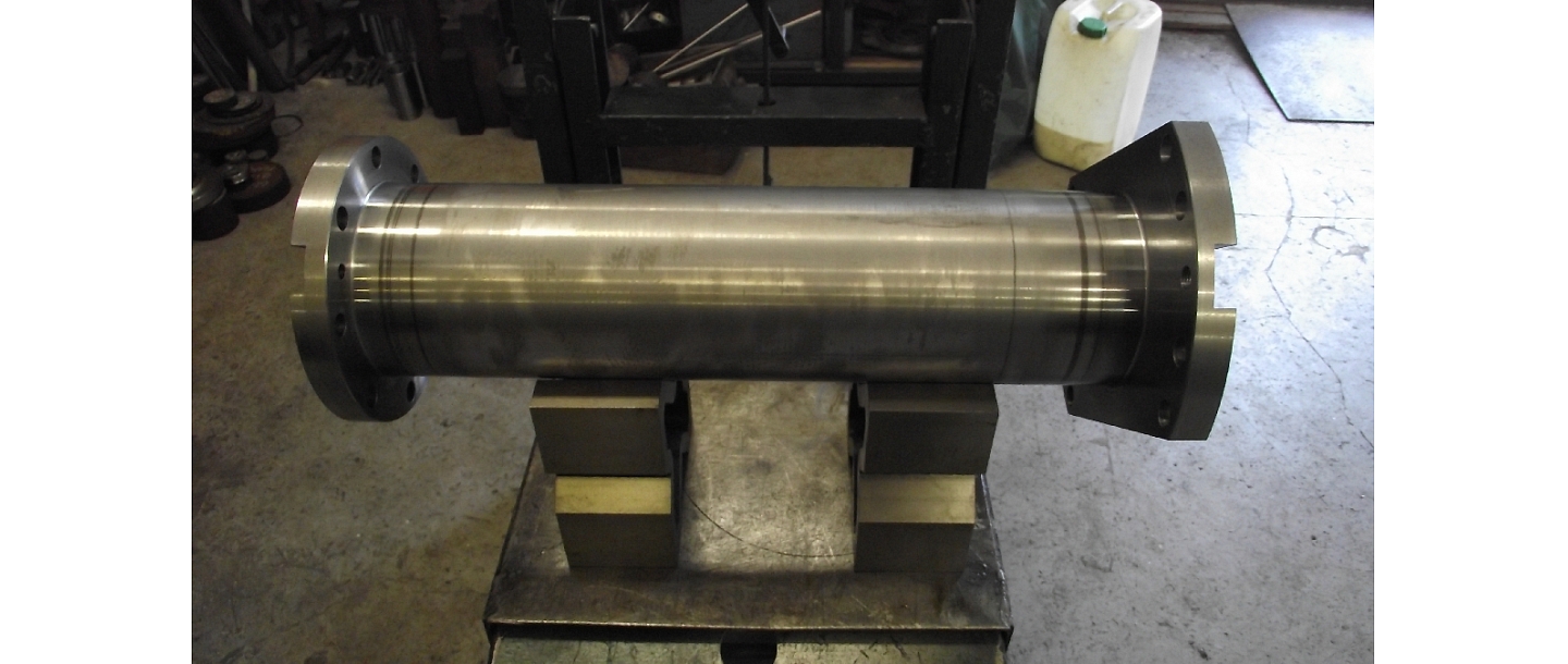 Metal processing, turning and milling works