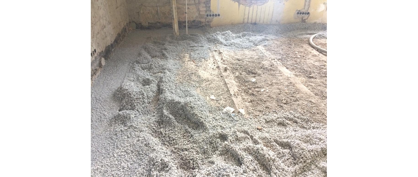 Floor heat insulation