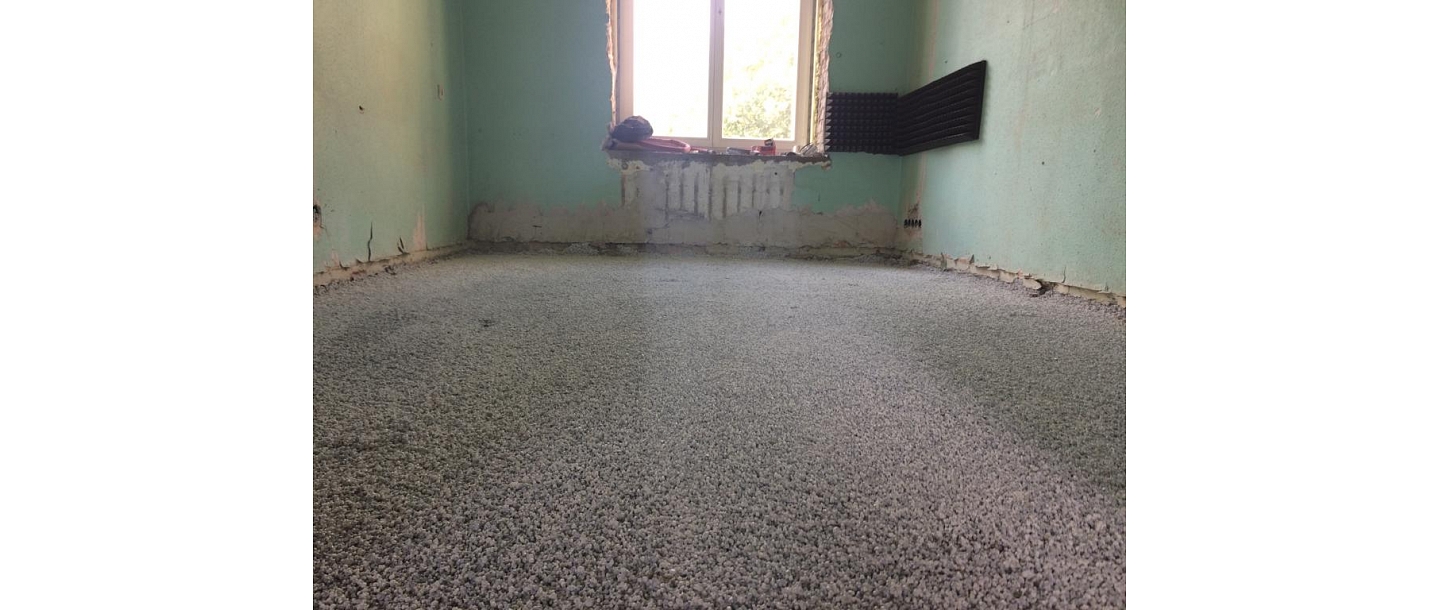 Floor heat insulation