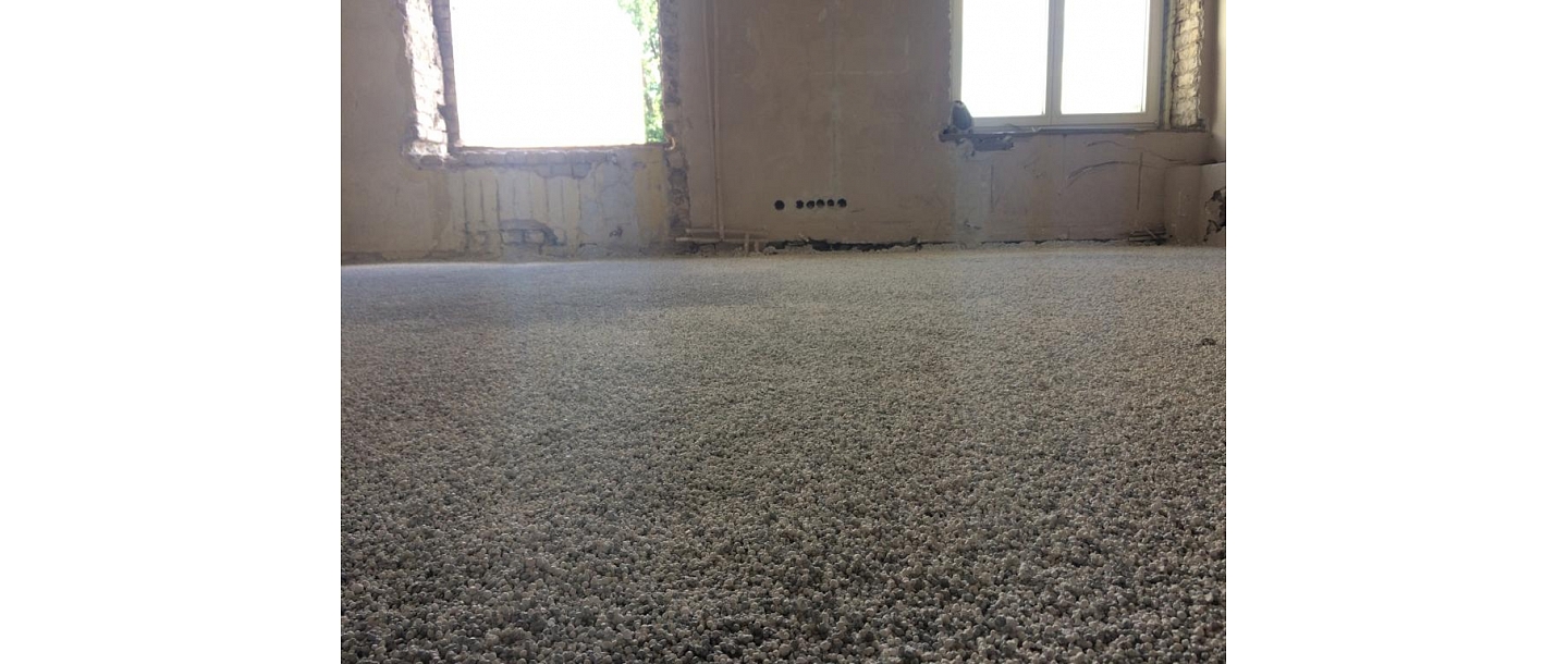 Floor heat insulation