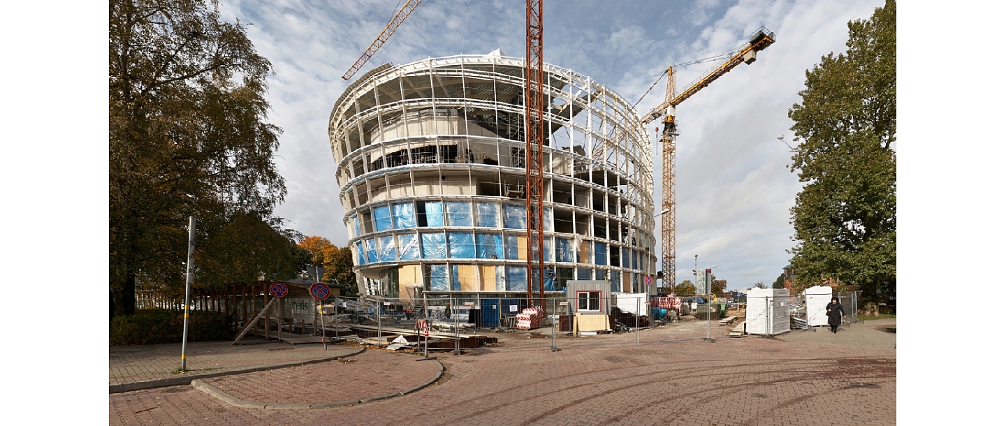 Liepājas Dzintars, būvniecība