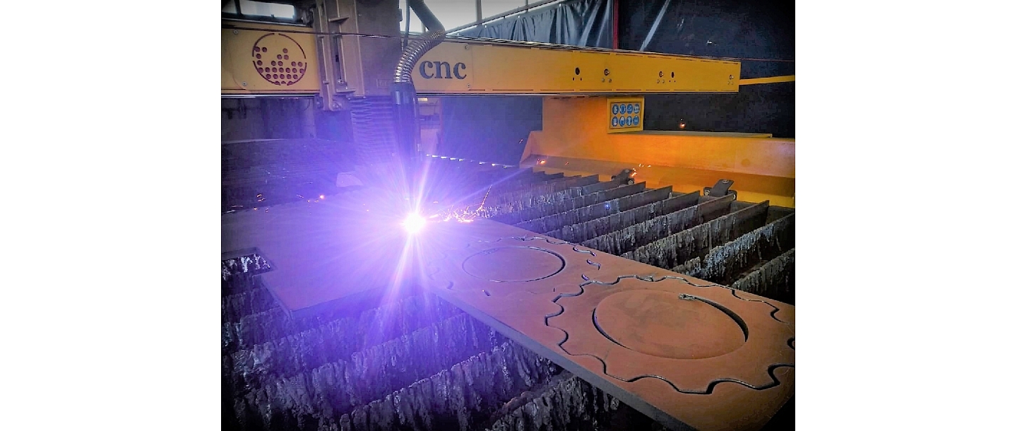 Plasma cutting CNC