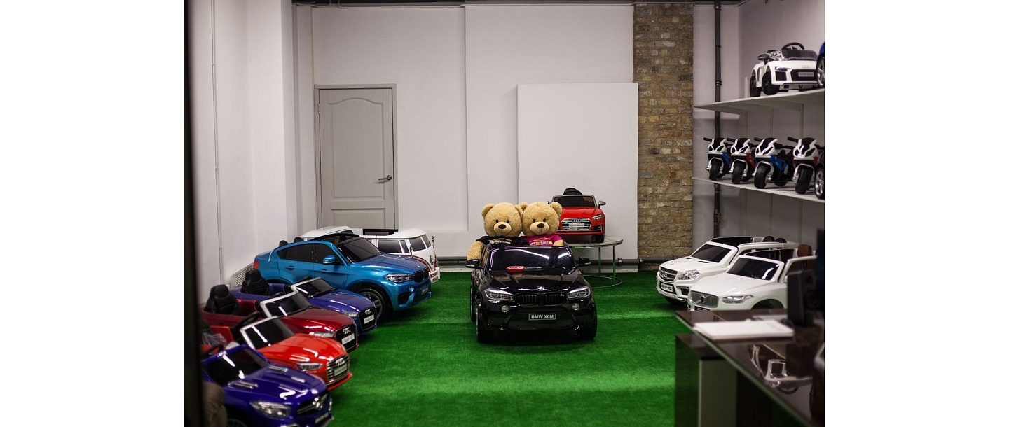 Kids top cars. Детский электромобиль