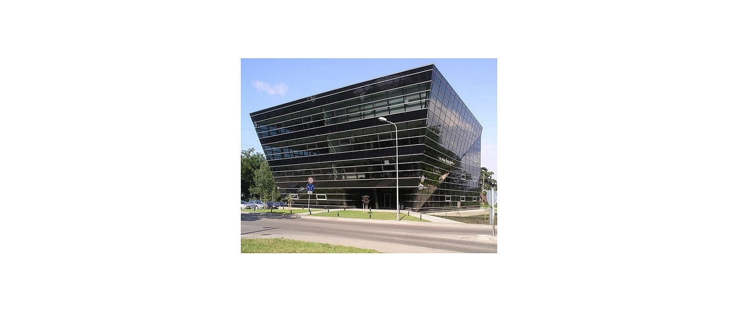 Офисное здание EH Architects