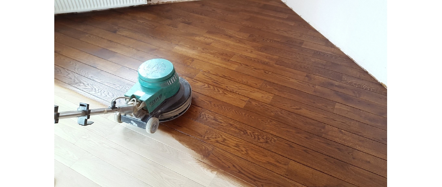 Professional floor restoration, parquet and plank floor laying