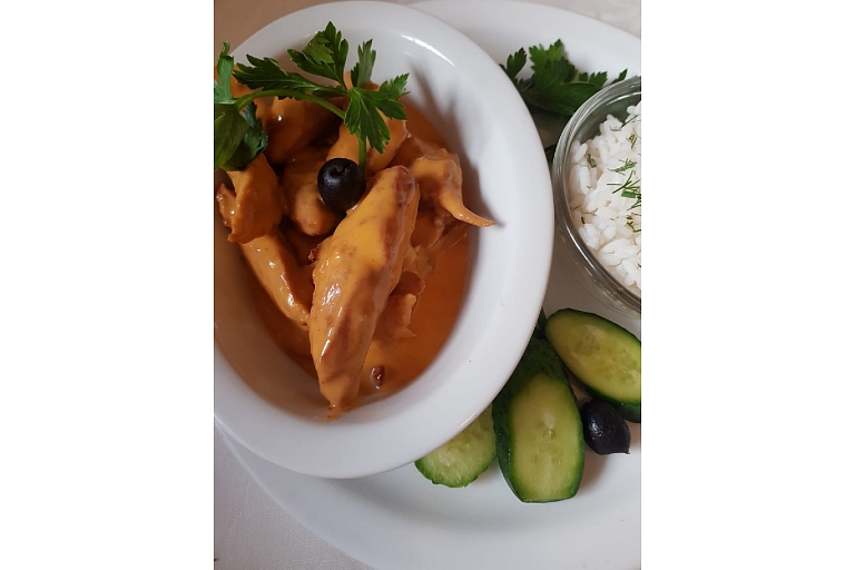 Table laying, banquets, cookery