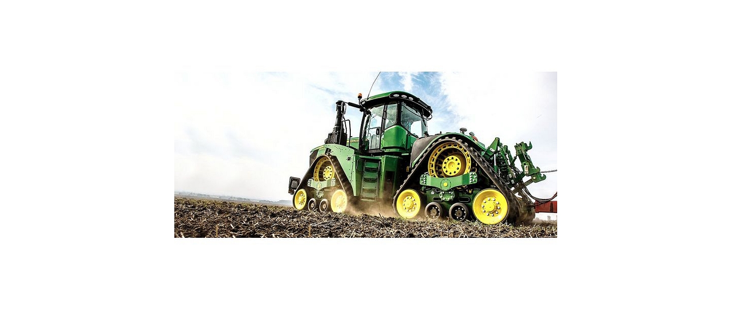 John Deere traktori