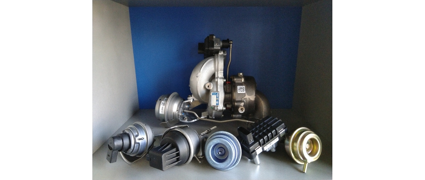 Diesel engine repair service