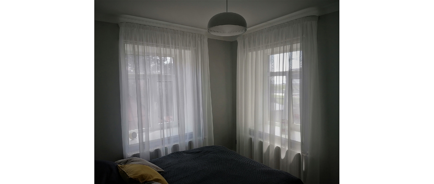 Daily curtains for the bedroom