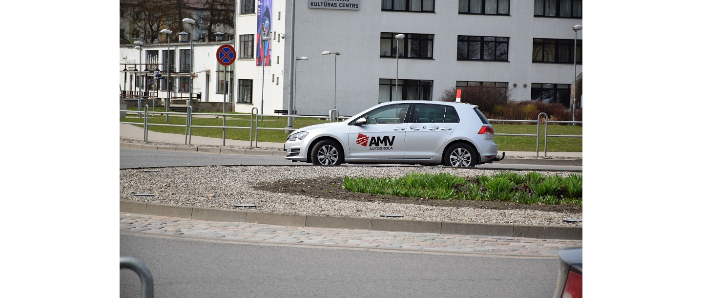 AMV, driving school 