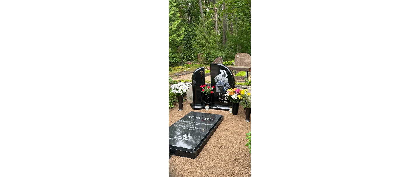 tombstones in Jurmala