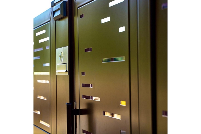 металлические заборы